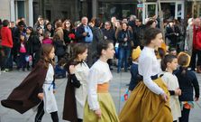 El espect�culo de calle fue seguido por numeroso p�blico