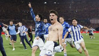 Los jugadores de la Real Sociedad celebrando el t�tulo de la Copa del Rey