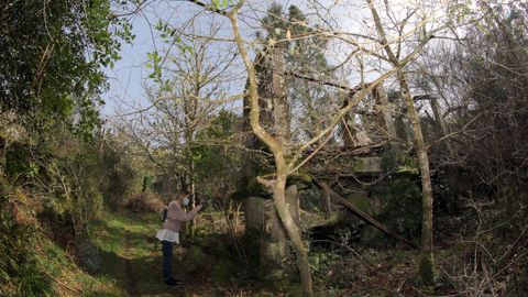 Un recorrido por la aldea abandonada de Mato, en Noia