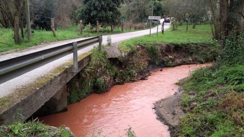Vertidos en el r�o Abo�o