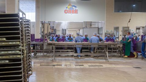 Visita a la conservera Orbe en el pol�gono de A Reigosa en Pontecaldelas.