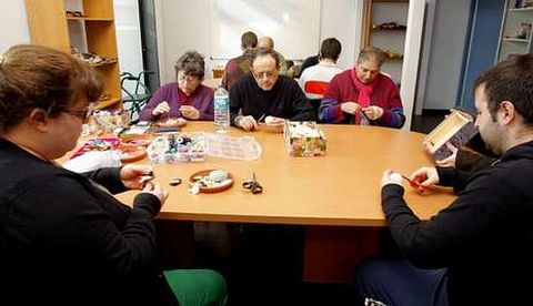 Imagen de uno de los talleres para usuarios que se desarrollan en la asociaci�n.
