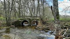 Puente sobre el r�o Gra�al en O Pereiro de Aguiar que ser� sustituido 