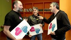 Paco Souto, Xos� Mar�a Cotelo e Artur Trillo, este mediod�a, no Pazo da Cultira de Carballo.