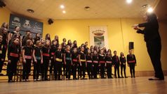 Coros infantiles y juveniles de varias localidades actuaron en el auditorio lalinense.