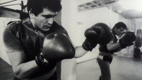 Imagen del boxeador en sus buenos tiempos, incluida en el libro «Vilaxoán, a coral, o Sanmartín e o campión Pantera»