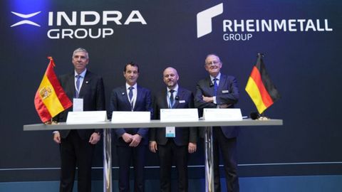 Firma del acuerdo entre Indra y Rheinmetall en el marco de Feindef, a 13 de mayo de 2025, en Madrid (Espa�a)