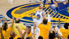 Curry, encantado tras imponerse alos Thunder