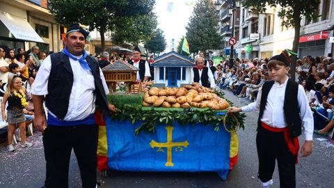 Desfile del D�a de Am�rica en Asturias 2026