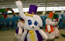 La lluvia oblig� el a�o pasado a trasladar el desfile de Carnaval al interior del pabell�n.