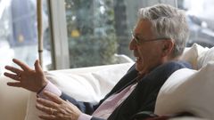 El historiador e investigador �ngel Vi�as (Madrid, 1941)