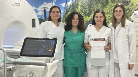 En la imagen, el equipo de enfermeras galardonadas por su comunicacin pster en el congreso de Pamplona