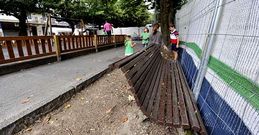 El banco en el que fue sorprendida la pareja el domingo. 