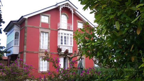 Fachada del hotel Casa Roja