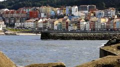 Casas de colores en el puerto de A Guarda.