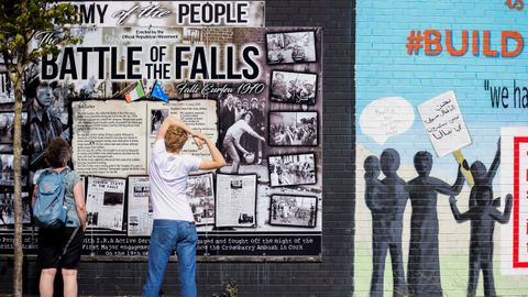 El muro de Belfast (Irlanda del Norte), que separa la zona protestante de la cat�lica.
