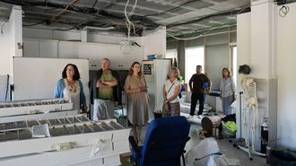 La delegada de la Xunta en A Coru&ntilde;a, Bel&eacute;n do Campo, durante la revisi&oacute;n de las obras del CIFP &Aacute;nxel Casal