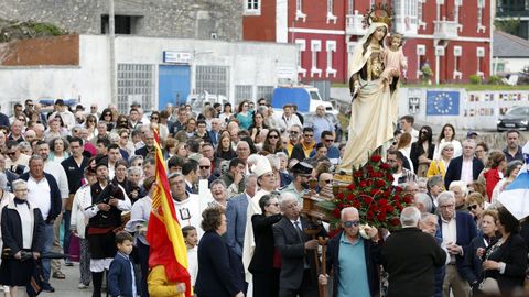 <span lang= gl >En imaxe de arquivo, procesión das Festas do Carme do Vicedo no 2024, que presidiu o bispo, Fernando García Cadiñanos</span>