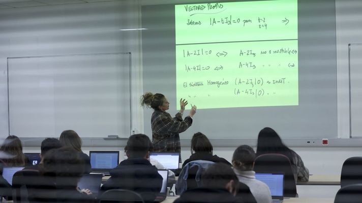 ia.Imagen de archivo de una clase sobre inteligencia artificial impartida en la�Universidade da Coru�a