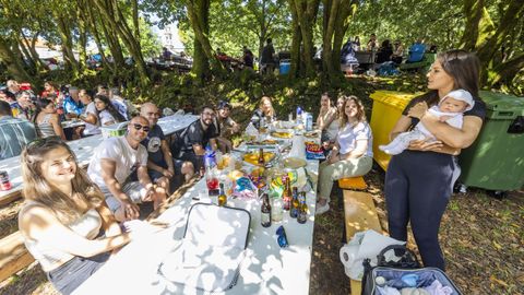 Festa da familia de Berdeogas, en Dumbra