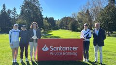 De izquierda a derecha, Amy Sutheran, Raquel Romero, Patricia Aramburu, Lauren Holmey y Jorge Cobin, en la presentacin del torneo en A Zapateira.