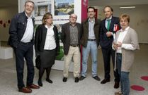 Evencio Ferrero, Maica Bouza, Ram�n Lema, Bruno Casal, Fernando Berdugo y Ana D�az, antes del arranque del Foro. 
