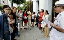 <span lang= es-es >Reuni�n con el Valedor</span>. Los representantes de los trabajadores de las tres universidades acudieron hace un par de semanas al Valedor, que los recibi� para escuchar sus exigencias.