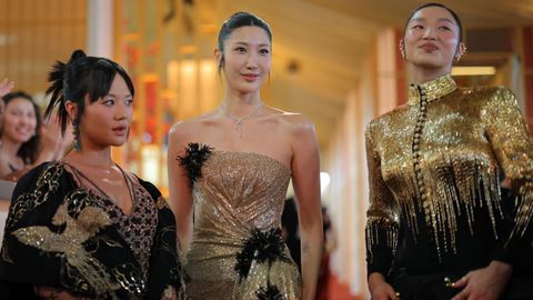 Las cantantes Rei Ami, Ejae y Audrey Nuna, que pusieron las voces de las canciones de �Las guerreras K-pop� e interpretar�n �Golden� en la gala.