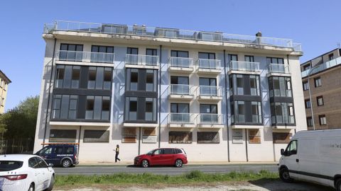 El edificio se encuentra en la avenida Federico Garca Expsito