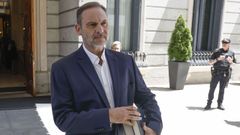 José Luis Ábalos a su salida del pleno del Congreso.