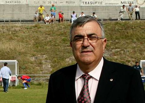 Manolo Mart�n, en el campo de Mux�a, donde se celebr� el trofeo durante varios a�os.