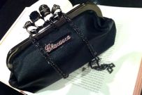 A palabra �Chacueca� nun bolso da dese�adora Lourdes Franjo 