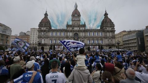 As� fue la recepci�n al Deportivo en el Concello de A Coru�a tras conseguir el ascenso