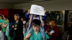 Los m�dicos se concentraron este mi�rcoles en la entrada del HULA.