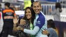 Vero Boquete se funde en un abrazo con la internacional Virginia Torrecilla antes de la final de la Copa de la Reina de este ao.