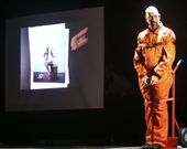 �Bobas e galegas�, de Mofa e Befa, �Waltz�, de Voadora, y �Psic�pata�, de Ant�n Coucheiro, son tres de las obras programadas. 