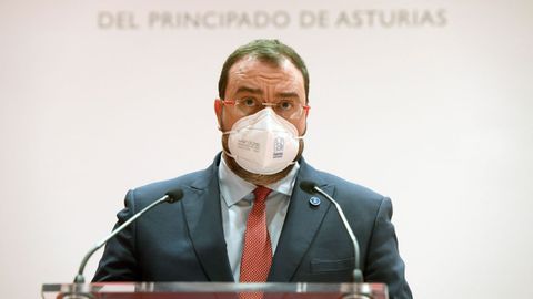 El presidente del Principado de Asturias, Adri�n Barb�n