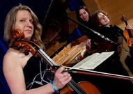 Barbara Switalska, Ilona Timchenko y Elina Viksne componen el tro.