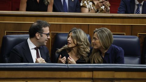 Los vicepresidentes del Gobierno, Carlos Cuerpo, Yolanda D�az y Sara Aagesen, en el Congreso