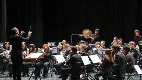 La Filarmnica, la banda infantil y el coro infantil se subieron al escenario del Auditorio este sbado