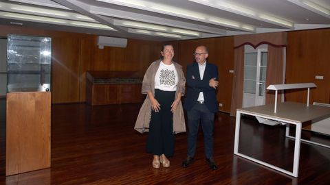 Patricia Lojo y Antonio Gonzlez Milln presentaron la nueva sala de exposiciones  que se habilit en el antiguo auditorio municipal