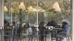 La cafeter�a del parque de Rosal�a de Castro