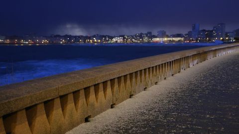 Granizo sobre el paseo mar�timo