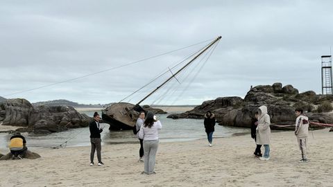 En los ltimos das, muchas personas se han acercado al set de rodaje de Boca do Ro.