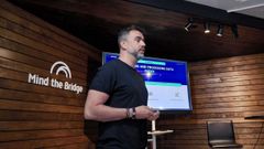 Rodrigo Fabeiro, CEO de Entri Analytics, durante su presentacin en Silicon Valley