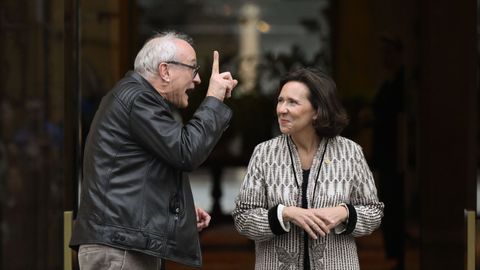 Stefan Schmitz, director ejecutivo de Crop Trust y representante de la B�veda Global de Semillas de Svalbard, Premio Princesa de Asturias de Cooperaci�n Internacional, conversa con Teresa Sanjurjo, Directora de la Fundaci�n Princesa de Asturias, este domingo en Oviedo, donde participar� en la ceremonia de entrega de los Premios Princesa 2026 el pr�ximo viernes