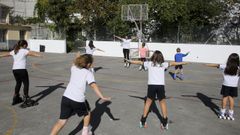 Actividad de patinaje en el colegio Compa��a de Mar�a de Ferrol 