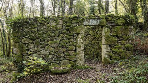 Del molino llamado Piedras do Couto solo quedan en pie los muros