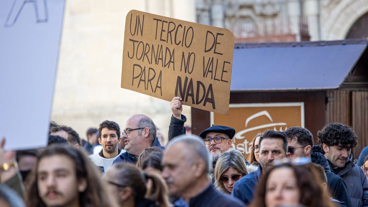 Los interinos deberán litigar para ser fijos o indemnizados tras la sentencia del Tribunal Supremo
