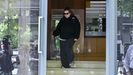 Una de las hijas del expresidente de Jos� Luis Rodr�guez Zapatero a la salida de las oficinas de su empresa